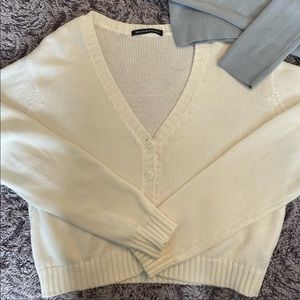 Brandy Melville white Billie sweater
